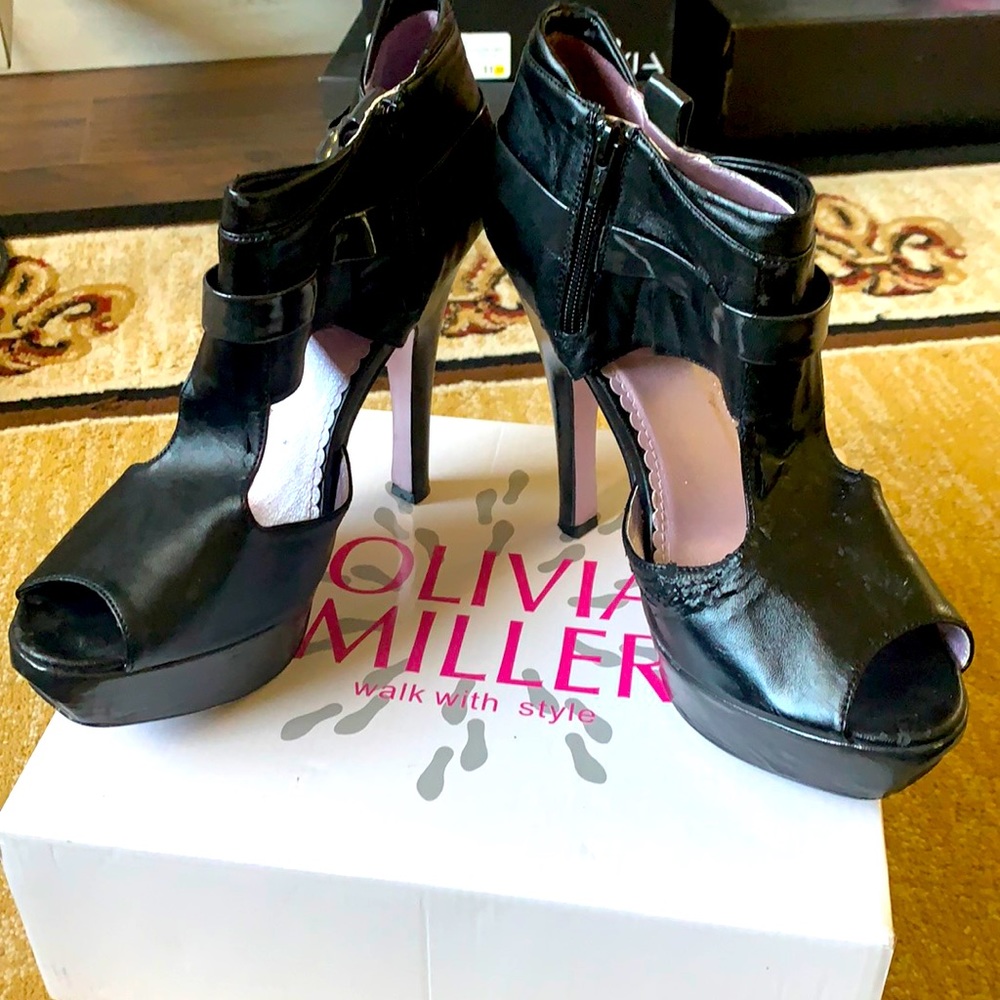 Olivia Miller - Black Leather Heels